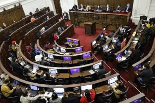 Cadem: 59% prefiere una convención mixta, con expertos y personas electas