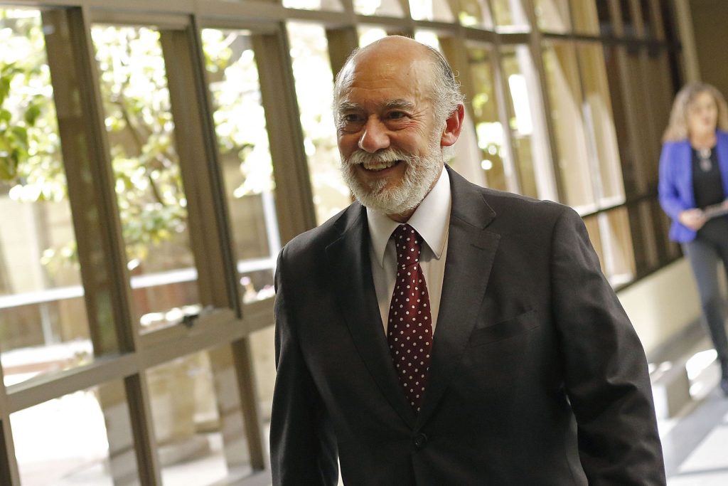 Senador Iván Flores (DC) criticó alza de peajes: “El negocio híper rentable de las concesionarias tiene que terminarse”