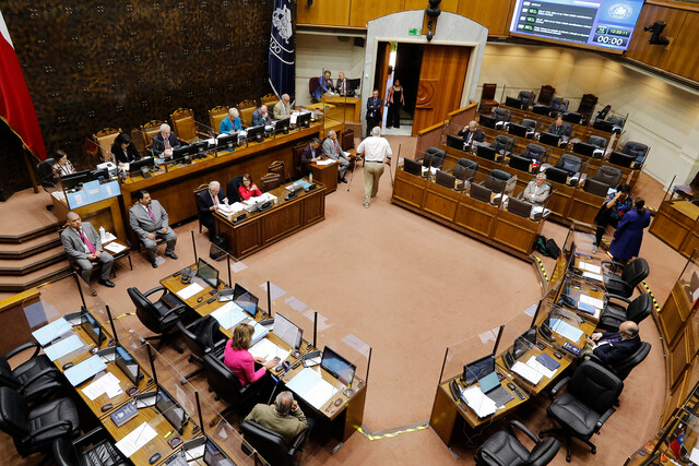 Senado decide este lunes la nominación para fiscal nacional