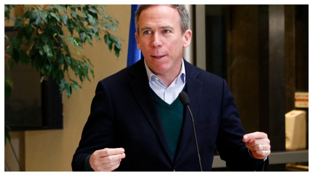 Diputado Alessandri a ministro Marcel: “Debe convencer al Presidente Boric de cambiar su visión económica”