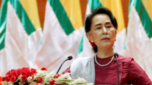 Un tribunal de Birmania condena a otros siete años de cárcel a Aung San Suu Kyi