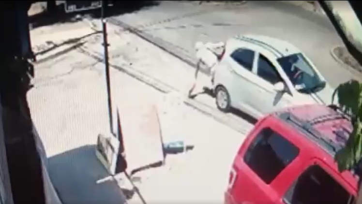 Conductor atropella a pareja de adultos mayores y se dio a la fuga en Maipú