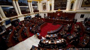 Simpatizantes del expresidente Castillo amenazan con paralizar las minas de cobre del sur de Perú