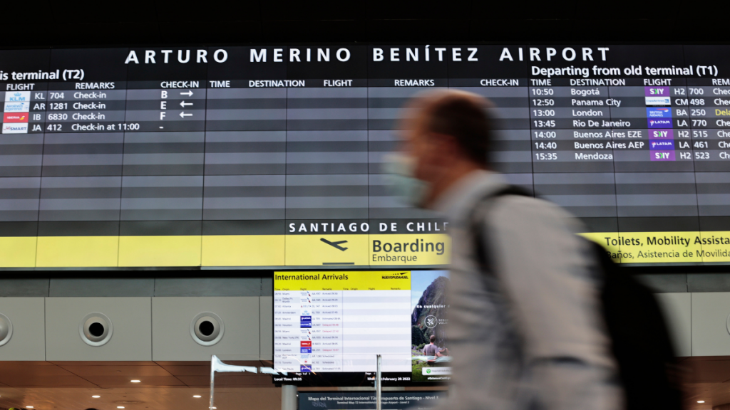 Plan Fronteras Protegidas: Pasajeros que provengan de China deberán presentar PCR negativo