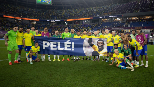 El emotivo homenaje de la selección brasileña a Pelé tras avanzar en el Mundial