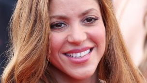 Shakira viajó junto a sus hijos a Dubái en Navidad: Fue al desierto 