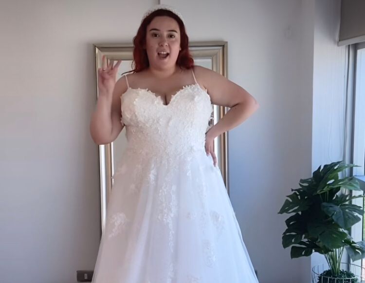 “En todos te ves hermosa”: Christell se llenó de elogios tras probarse vestidos de novia para su matrimonio