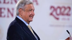 Parlamentarios de Perú piden declarar 'persona non grata' al presidente mexicano Andrés López Obrador