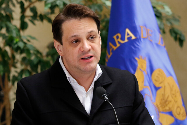 Gaspar Rivas por bono a Carabineros: es el momento “que el Ejecutivo se ponga la mano no solo en el bolsillo, sino que también en el corazón”