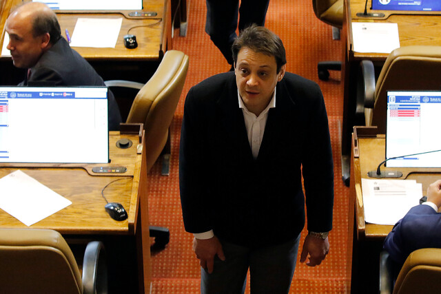 “He vivido con vergüenza, es triste…”: Gaspar Rivas comentó que padece de TOC