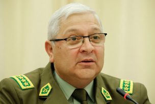 General Yáñez por alta tasa de aprobación de Carabineros: 