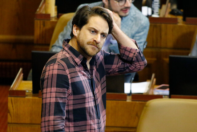 Diputado Winter por reforma previsional: “En la derecha hay una falta de visión estratégica colosal”