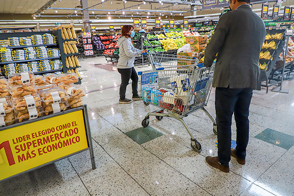 Año Nuevo 2025: ¿Hasta qué hora abrirán los supermercados y malls este 31 de diciembre?