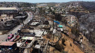 Inicia el pago del bono de recuperación a familias damnificadas por el incendio en Viña del Mar