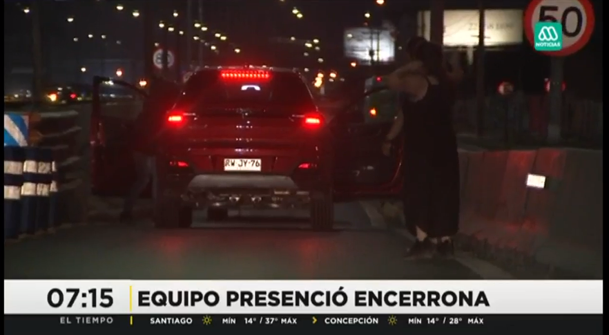 Equipo periodístico de Meganoticias capta intento de encerrona en plena autopista