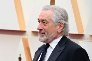 Mujer fue atrapada 'in fraganti' robando regalos de Navidad de la casa de Robert De Niro