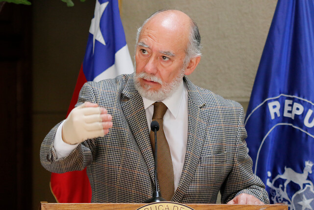 Senador Flores (DC) sobre el Gobierno: “Se dicen muchas cosas y se resuelven pocas”