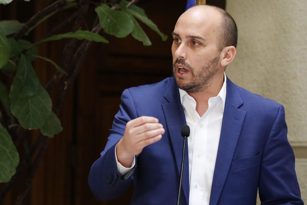 Diputado Longton: “Presidente, las señales que usted ha dado son contradictorias e incoherentes con dar mayor seguridad a los chilenos”