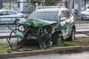 Patrulla de Carabineros choca en Puente Alto y dos funcionarios resultan lesionados