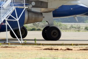 Encuentran dos cadáveres en tren de aterrizaje de avión que aterrizó en Bogotá proveniente de Santiago