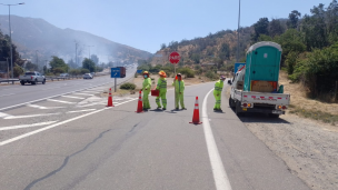 Alerta Roja en Curacaví: Incendio forestal obliga el cierre de la Cuesta Zapata