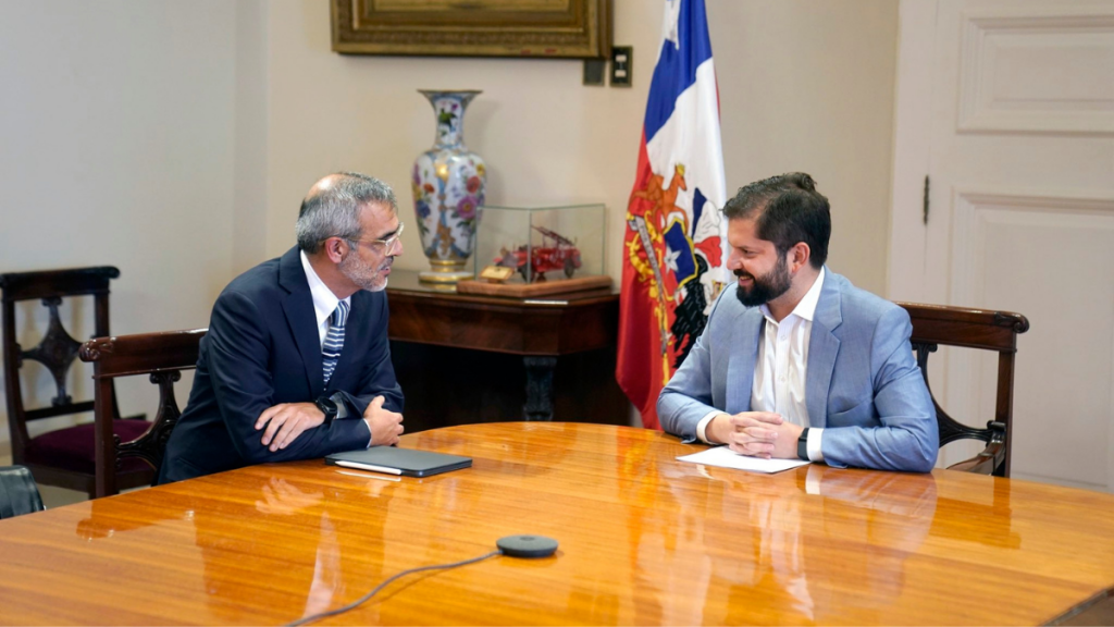 Luis Cordero asume como ministro de Justicia y evita referirse a los indultos: “Tan pronto me instale, podría responder”