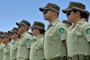 Informe Research detalló que Carabineros es la segunda institución pública de mayor confianza en el país