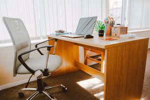 ¿Cómo elegir el tamaño ideal de un escritorio?