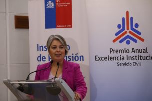 Ministra Jara se opuso al sexto retiro: 