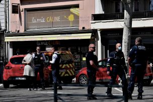 Francia: Al menos seis heridos en un ataque con arma blanca en una estación de tren de París