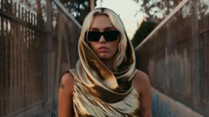 Miley Cyrus estrenó
