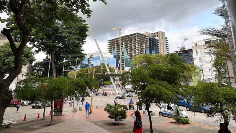 “¿El Manhattan de Caracas?”: Polémica en Venezuela tras reportaje de la BBC que muestra el “boom del capitalismo y el lujo”