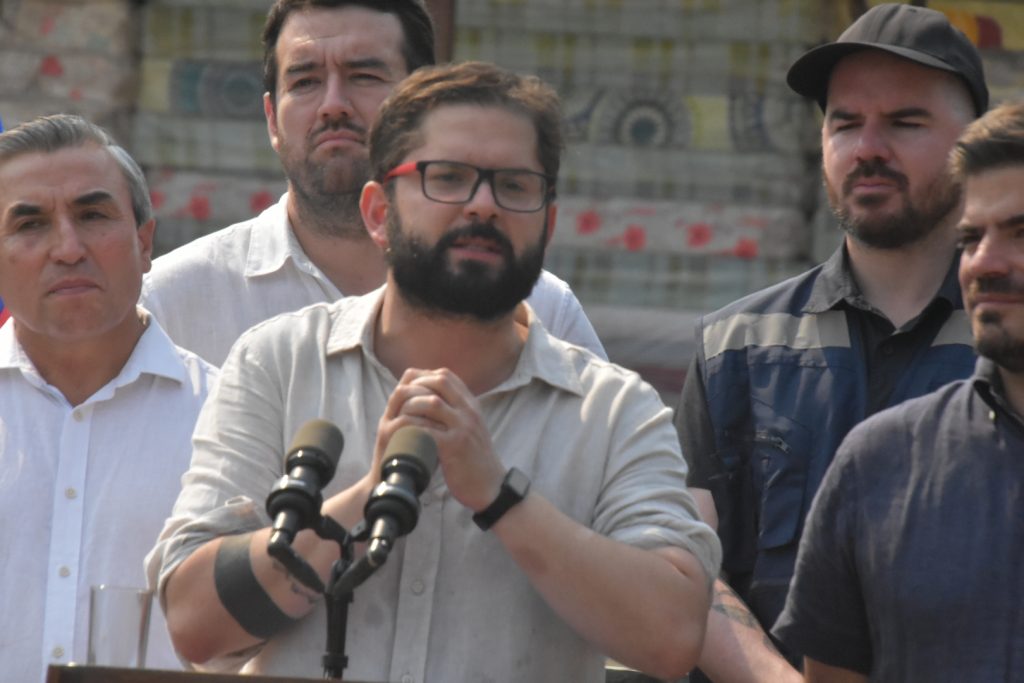 Presidente Boric por  reconstrucción tras incendios: “Los recursos del Estado estarán totalmente disponibles para ello”