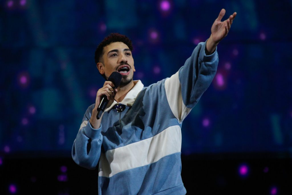 “Creativo y dinámico”: Rutina de Diego Urrutia en el Festival de Viña es aplaudida en redes sociales