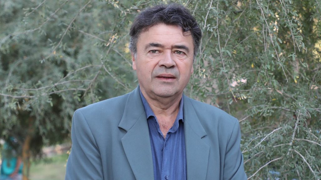 Min. de Agricultura y reconstrucción en Ninhue: “En 10 días tendremos un tercio de las viviendas levantadas”