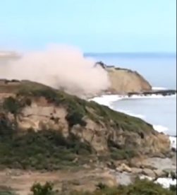 El impresionante registro de un cerro derrumbándose tras temblor en Lota