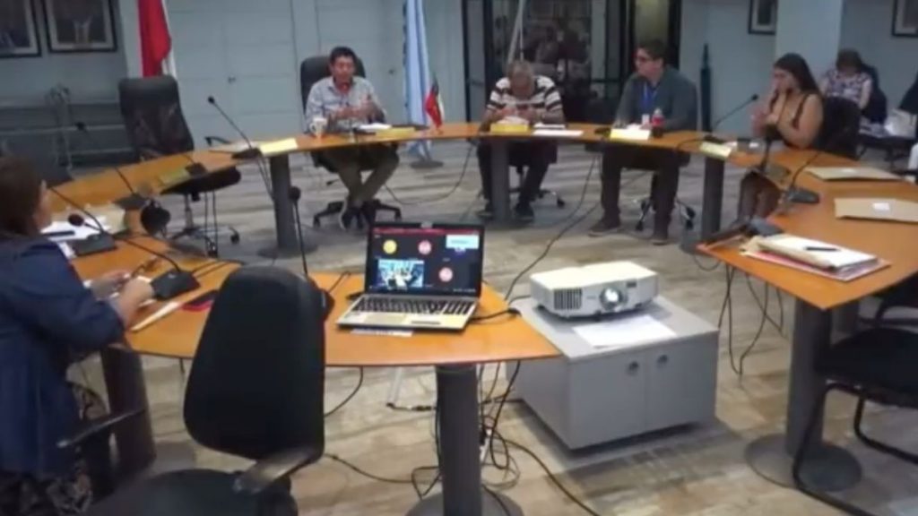 “Esa es mala educación”: Polémica respuesta del alcalde de Antofagasta por falta de baños en el festival de la ciudad