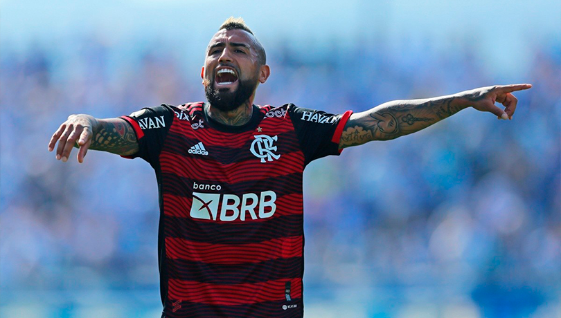 En España apuntan a Vidal tras eliminación de Flamengo: “Lo que sucede cuando escupes para arriba”