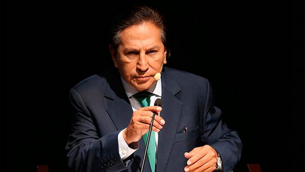 Expresidente peruano Alejandro Toledo se entrega a las autoridades de EEUU de cara a su extradición