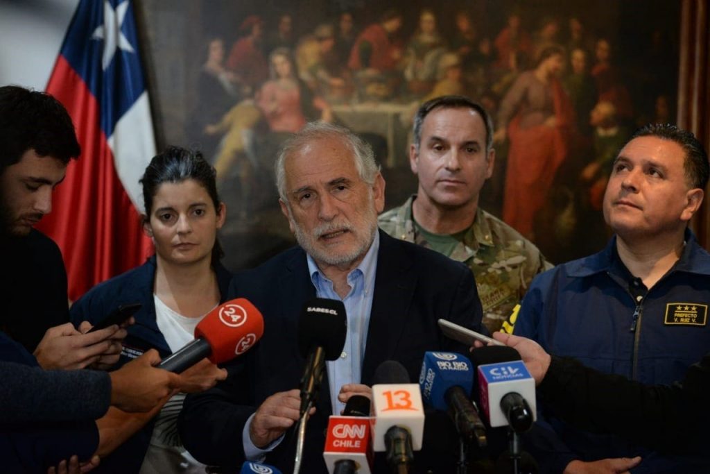 Ministro Montes señaló que los conejos propician incendios forestales: “Ellos llevan el fuego para otro sector”