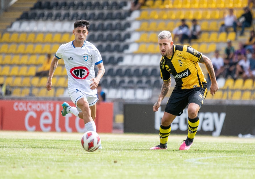 Huachipato vence a Coquimbo Unido y se mantiene como líder del Campeonato Nacional