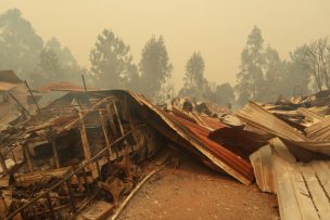 Ascienden a 8 los muertos por incendios forestales