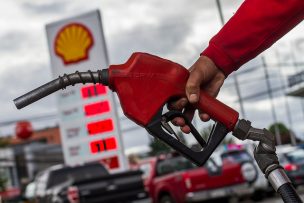 Precio de los combustibles volverán a tener una importante baja este jueves