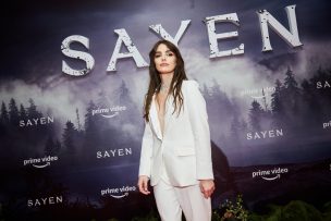Lux Pascal impacta con su look en estreno de “Sayén”