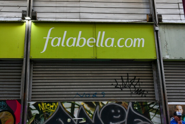 Falabella se va de Estación Central