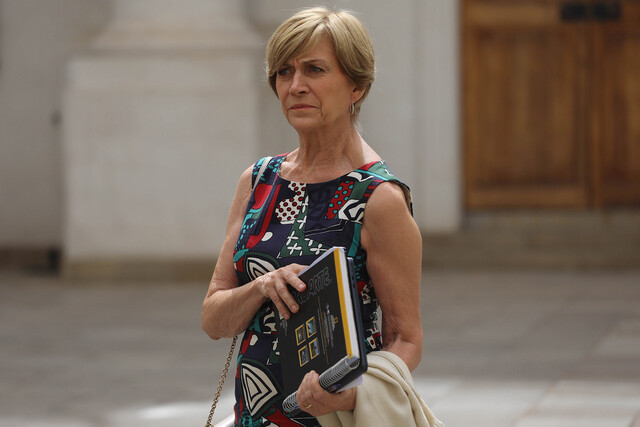 Evelyn Matthei: “El Frente Amplio y el PC romantizaron la figura del matapacos”