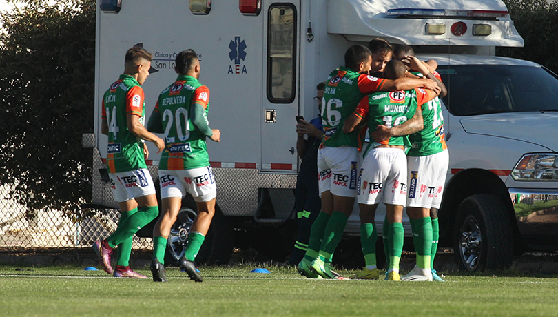 Colo-Colo se enreda en el norte y cae frente a Cobresal