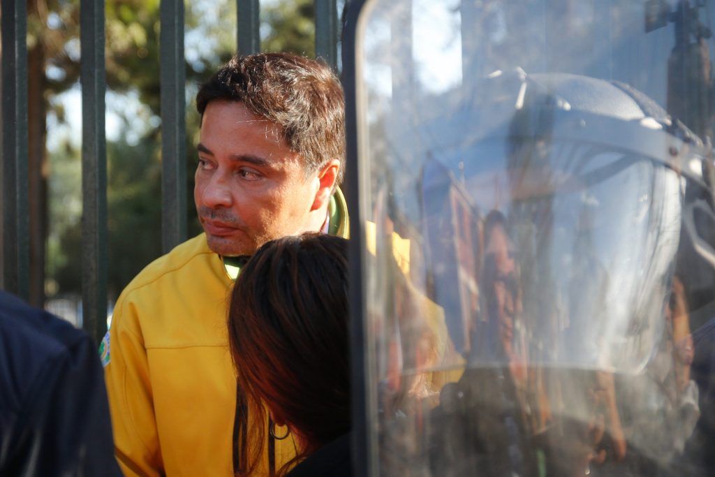 “Te vamos a matar, vamos a matar a tus niños”: Alcalde Carter denuncia amenazas tras demolición de “narco casas”