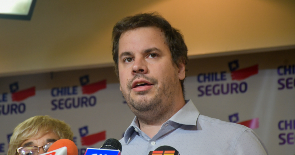 Álvaro Bellolio por expulsiones pendientes: “No pareciera que tengan mucho incentivo o ganas de hacer cumplir la ley”
