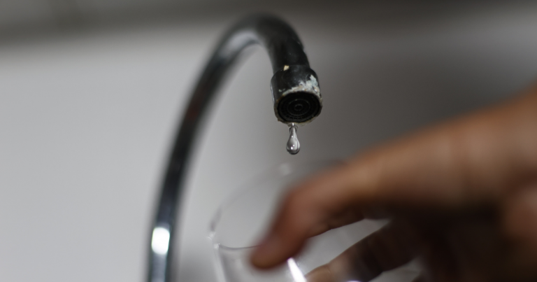 Revisa cómo obtener el Subsidio de agua potable: requisitos y pasos para postular al beneficio
